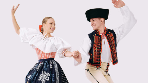 Legendárna Lúčnica prináša veľkolepý premiérový program „KOLOČAS