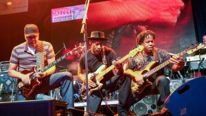 Muž, ktorý spopularizoval basgitaru, zahrá čoskoro v Bratislave