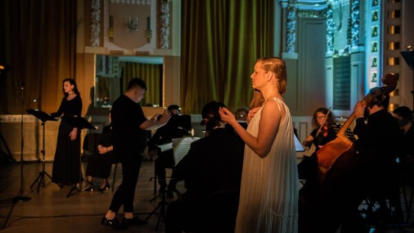 Hilaris a Sirény: Pergolesiho Stabat Mater v sugestívnom prevedení pod taktovkou Lukáša Kunsta