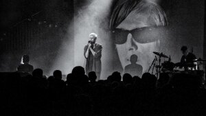 Švédsky hudobník Jay-Jay Johanson vystúpi po prvý raz v Bratislave