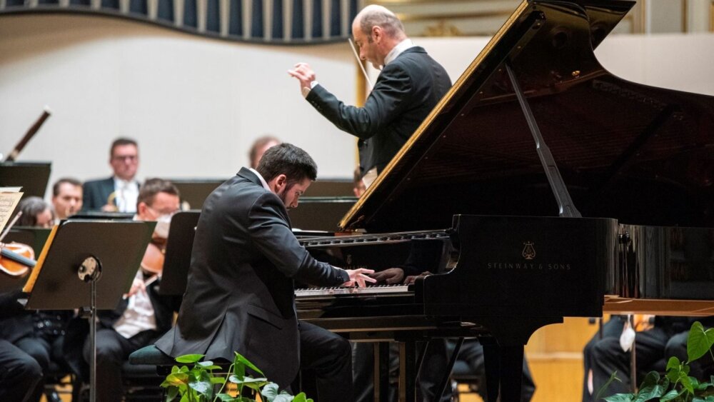 V Slovenskej filharmónii sa predstaví klavírny virtuóz Robert Bílý