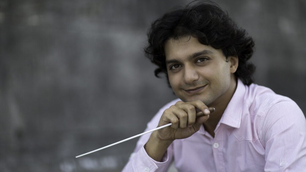 Štvrtkový symfonický koncert zaznie pod taktovkou Hosseina Pishkara