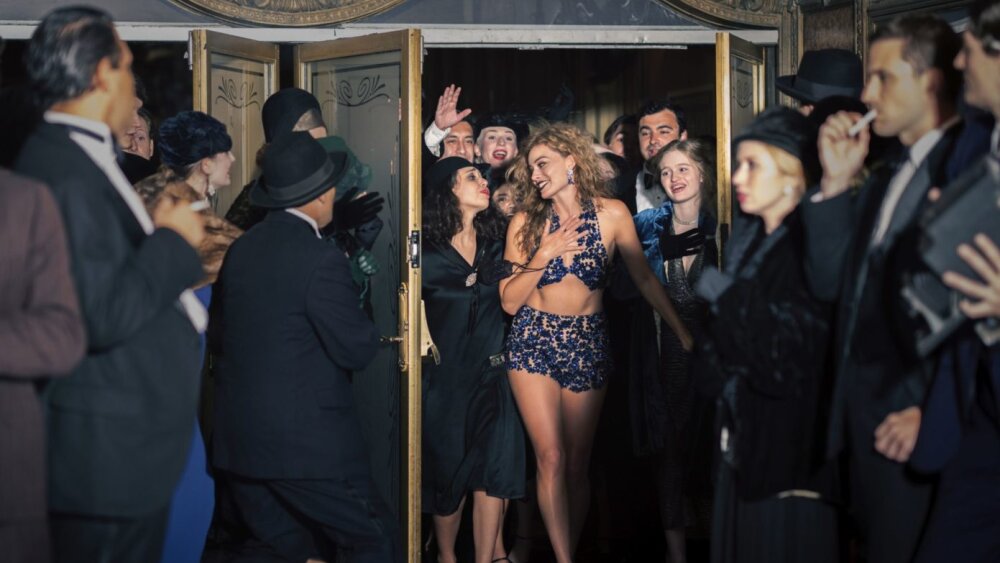 Film, ktorý sa bude aj dobre počúvať. Prichádza Babylon