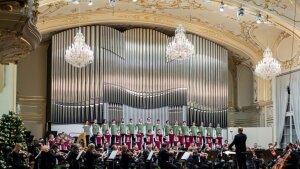 Vianočné koncerty v Slovenskej filharmónii pod taktovkou Rastislava Štúra