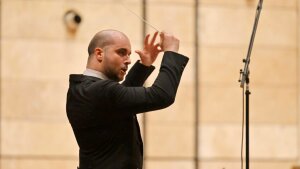 Symfonický orchester Slovenského rozhlasu ponúkne diela Bergera, Šostakoviča a Čajkovského