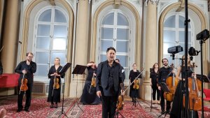 Serenády s Hilaris: Wolfova opera bez slov, Kubičkova modlitba a výhra smrti v Schubertovi