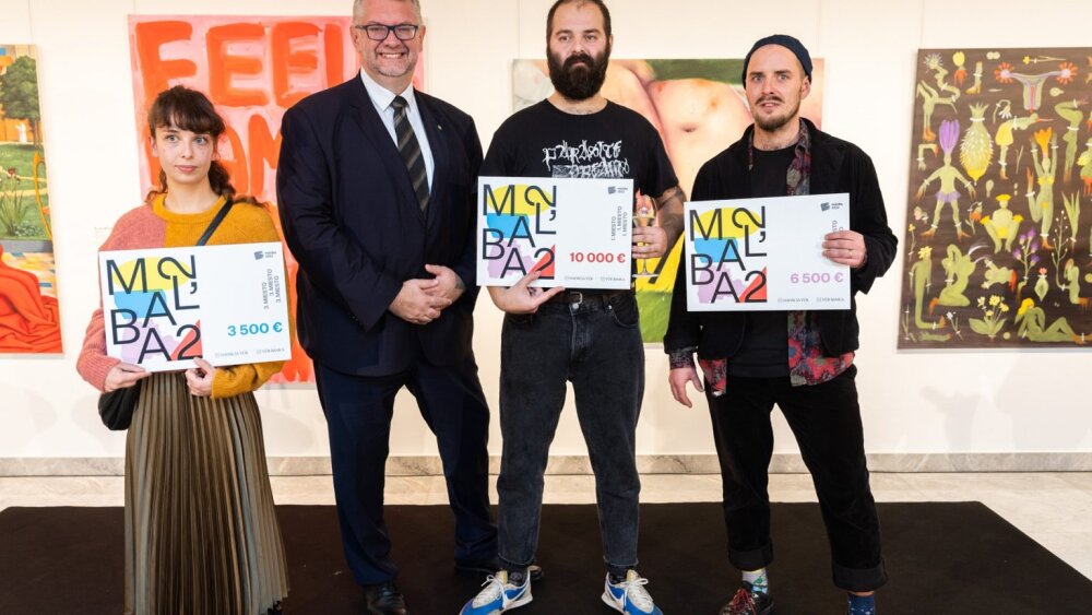 Nina Gažovičová: Umelci často vidia a chápu veci skôr