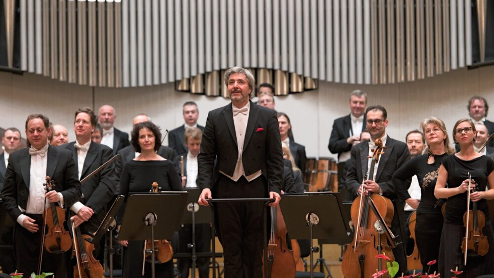 Pod taktovkou šéfdirigenta Raiskina: Objavovanie nového repertoáru ma obohacuje