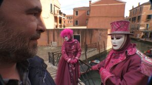 Nový dokument o hľadaní lásky práve v kinách a filmových kluboch