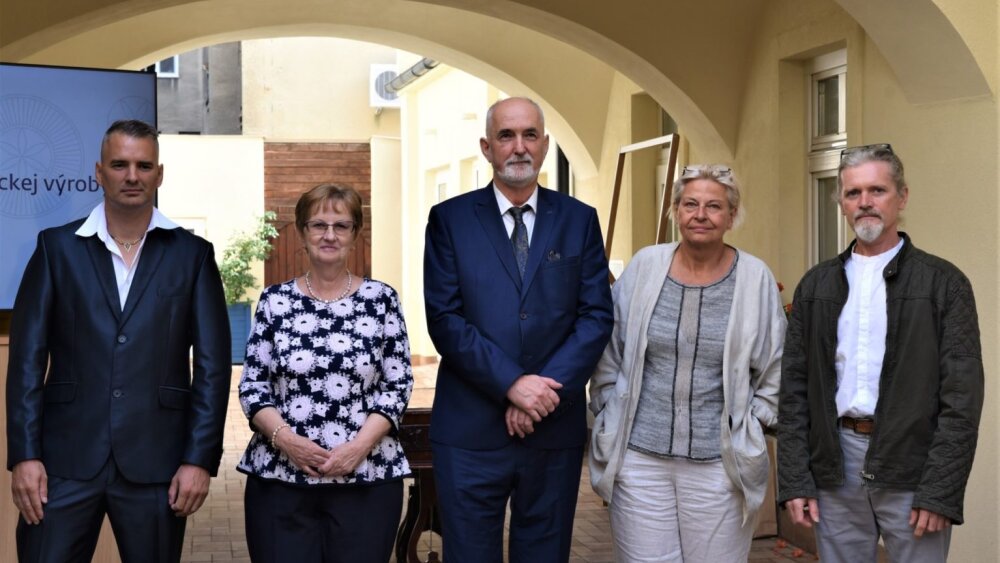 Majstri ľudovej umeleckej výroby za rok 2022