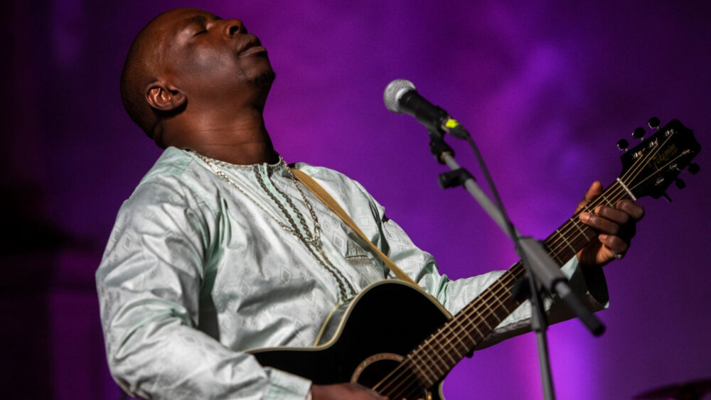 Vieux Farka Touré: Duchovné posolstvo zo západnej Afriky