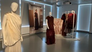 Výstava Tradícia v dizajne – súčasný odev so všitou tradíciou