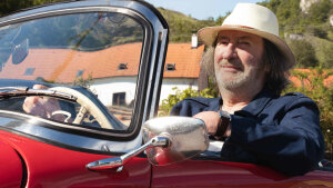 Svojráznu závislosť si budú na plátnach kín liečiť hrdinovia českej komédie Pánsky klub