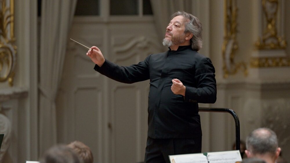 Pod taktovkou Georgea Pehlivaniana