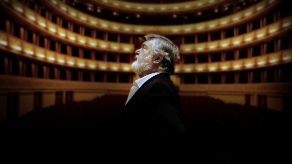 Peter Dvorský: Neviem, čo chce v živote dosiahnuť človek, ktorý nemá sny a neplní si ich