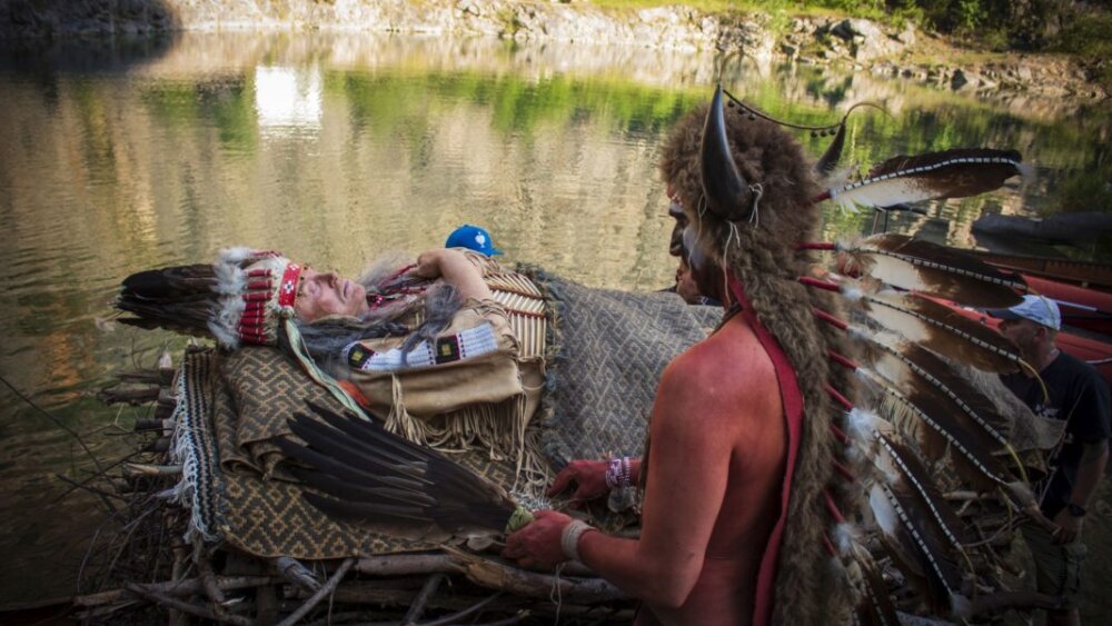 Do Karla Rodena vstúpi v novej komédii duch náčelníka