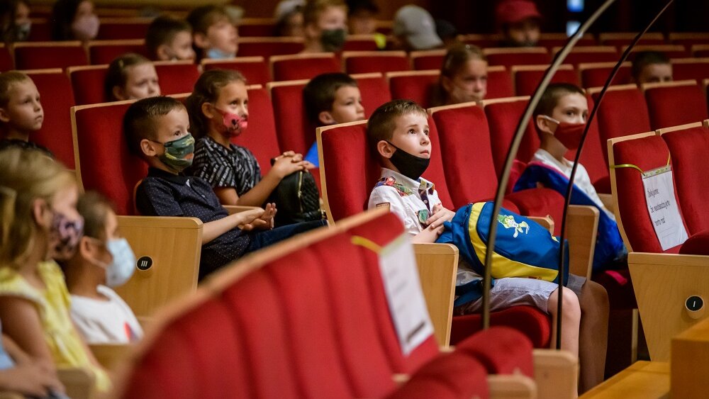 Vezmite deti do divadla!