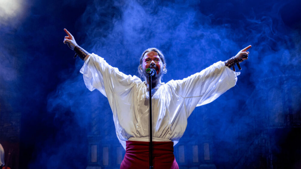 JÁNOŠÍK - príbeh vraha? Dobrá otázka. A nebude jediná