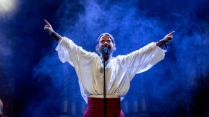 JÁNOŠÍK - príbeh vraha? Dobrá otázka. A nebude jediná