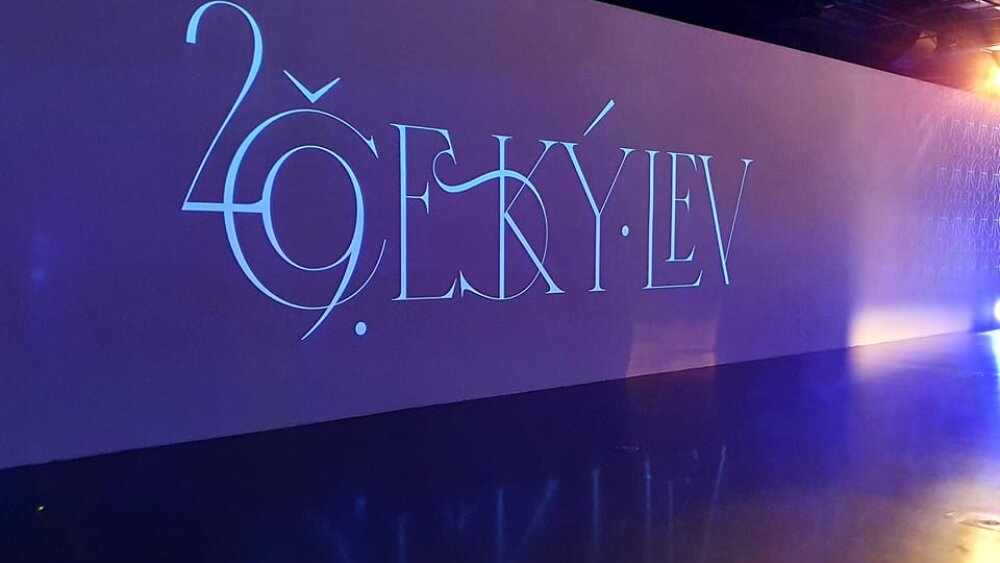 České levy s viacerými slovenskými filmami a tvorcami