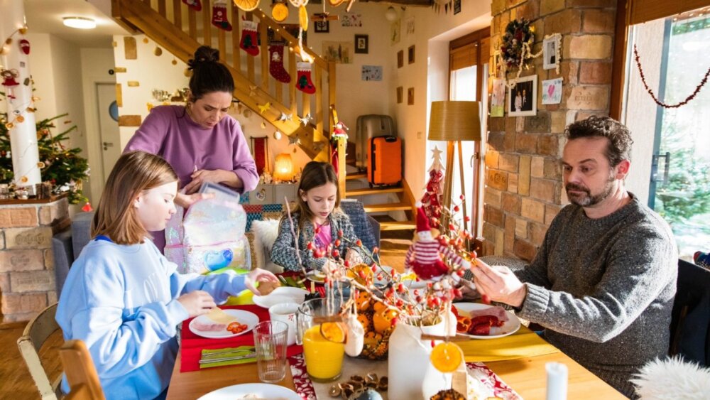 Komédia V lete ti poviem, ako sa mám, sa objaví v kinách na Valentína