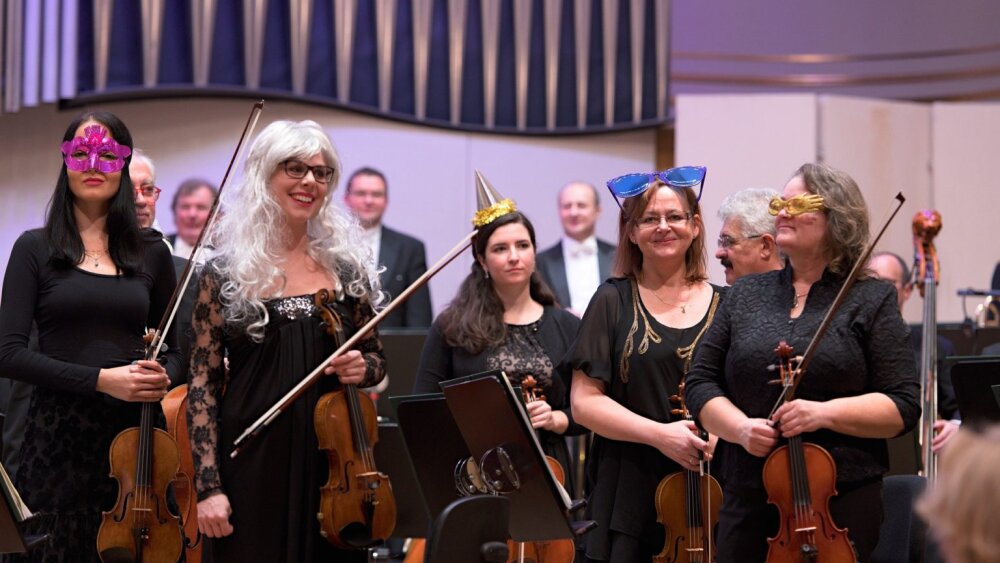 Silvester a Nový rok z bratislavskej Reduty online