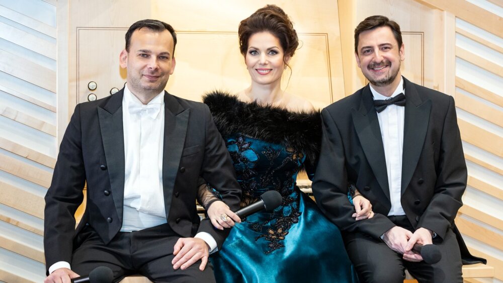 Čaro Vianoc s Jolanou Fogašovou a Alešom Jenisom