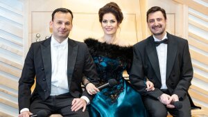 Čaro Vianoc s Jolanou Fogašovou a Alešom Jenisom