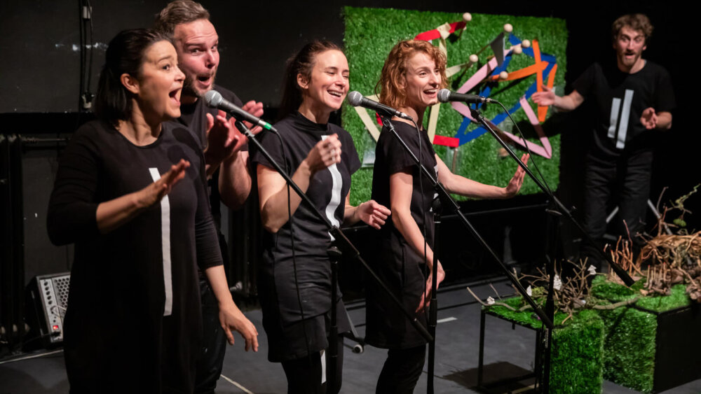 Bratislavské bábkové divadlo pomáha školám, ponúka záznamy predstavení a diskusie