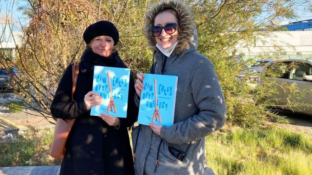 V Kunsthalle Bratislava vychádza kniha rozhovorov o detskej tvorbe umelcov