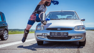 Šialené preteky, Feličita, Multipla a ostré bitky.