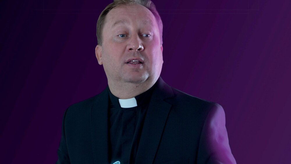 Herec Stano Pitoňák v historicky prvom stand upe košického divadla