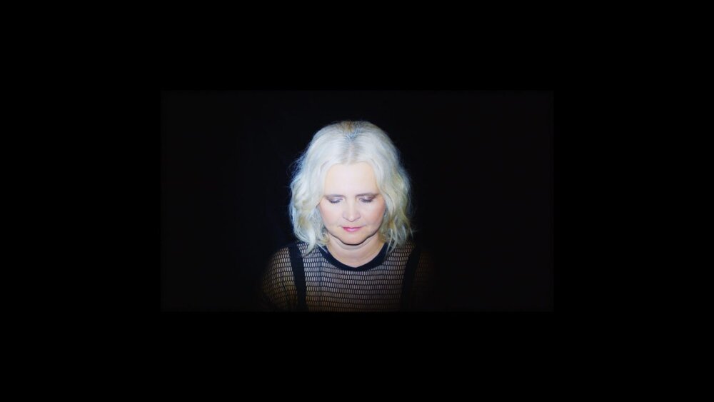 Beata Hlavenková vydáva nový klip i album