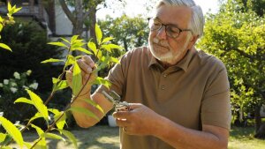 Jiří Bartoška bude v komédii Zbožňovaný čeliť následkom nevery