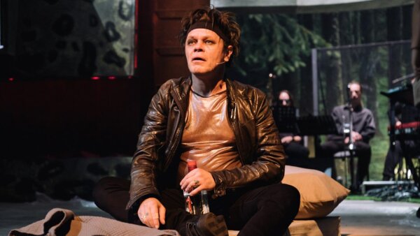 Premiéra muzikálu LAZARUS: posledného diela Davida Bowieho