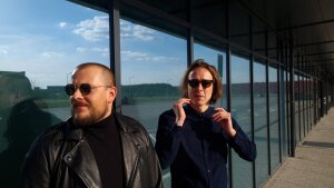 Projekt Neon Eye prichádza s debutovým EP moderného soundy a '80s