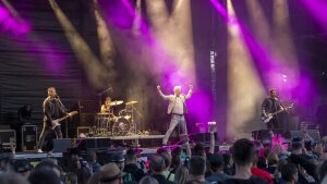 TOPFEST v Častkovciach si napriek obmedzeniam užili fanúšikovia aj kapely!