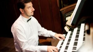 Marek Vrábel: Organisti z povahy svojho nástroja na koncerte zažívajú adrenalínové dobrodružstvo