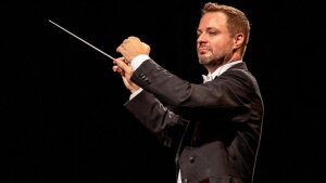 Robert Jindra bude novým šéfdirigentom Štátnej filharmónie Košice