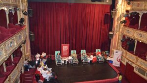 Divadelná kvapka krvi sa vracia