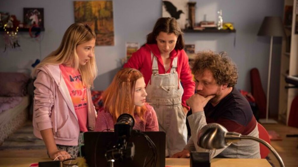 Šokujúci dokument V sieti by si povinne mali pozrieť rodičia aj deti