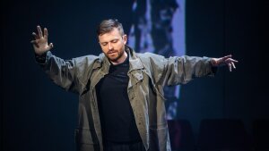 Svetoznámy tenorista Pavol Bršlík so Schubertovou Zimnou cestou v ŠDKE