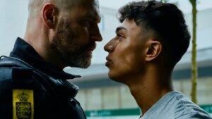 Shorta: dusný thriller so silným sociálnym odkazom