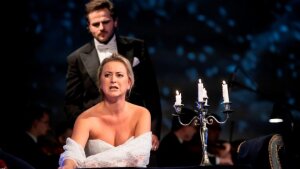 Jedinečné spojenie opery a činohry v ŠDKE: La Traviata a Dáma s kaméliami