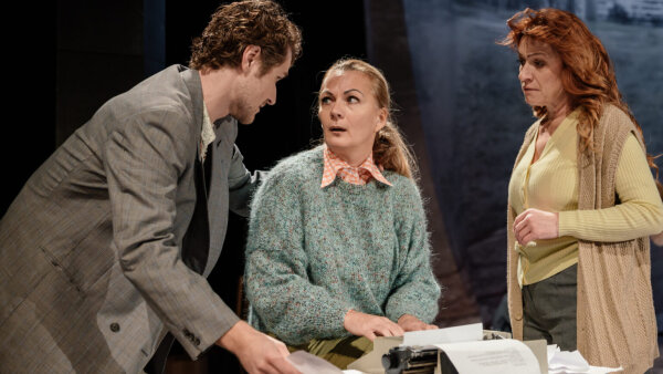 Režisérka Júlia Rázusová a jej pocta novinárkam