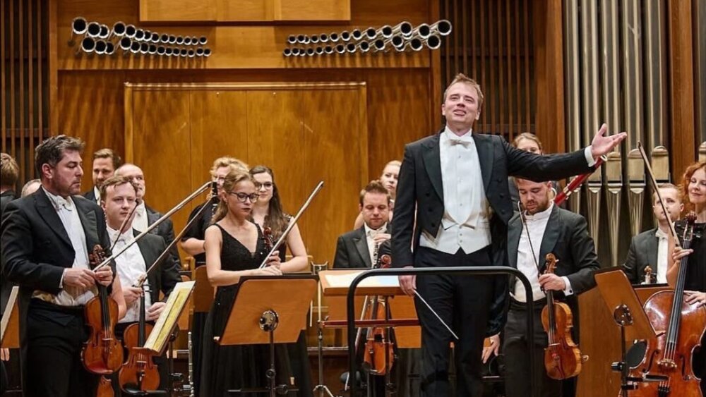 Október v Žiline: Sólo pre dva Steinwaye