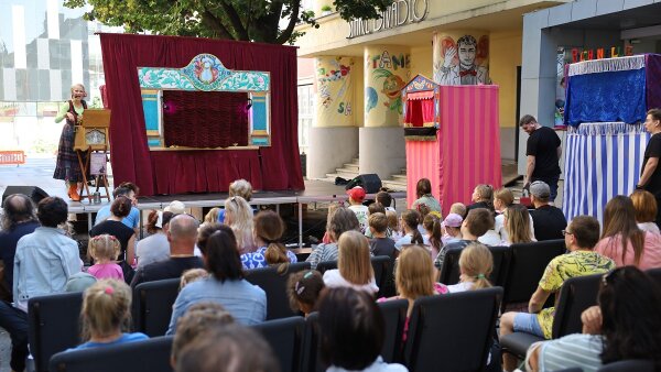 Staré divadlo otvorilo 75. sezónu Medzi vetrom a dúhou