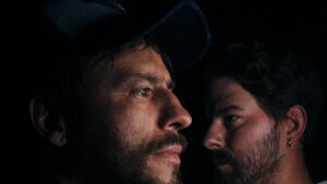 Marek Rakovický a Richard Autner bojujú v skladbe Stačí tak málo za nový začiatok