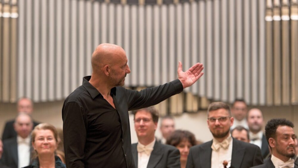 Emmanuel Villaume a Slovenská filharmónia: večer s Poulencom a Mahlerom