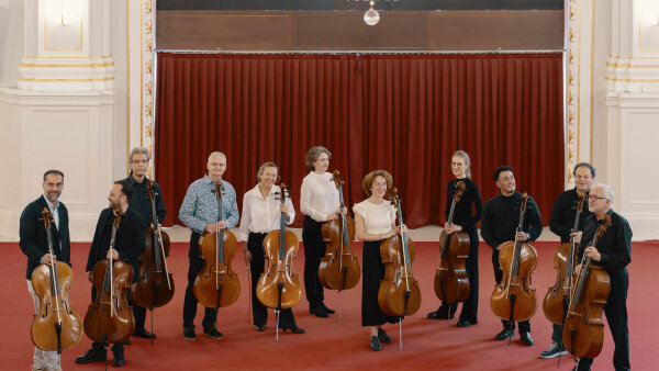 Na utorkový koncert pozýva violončelová skupina orchestra Slovenská filharmónia